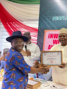 Read more about the article Rivers PDP Governorship Candidate, Victor Richard Evivna, Gets Certificate of Return from the party chairman. By Seyi Adeyemi.