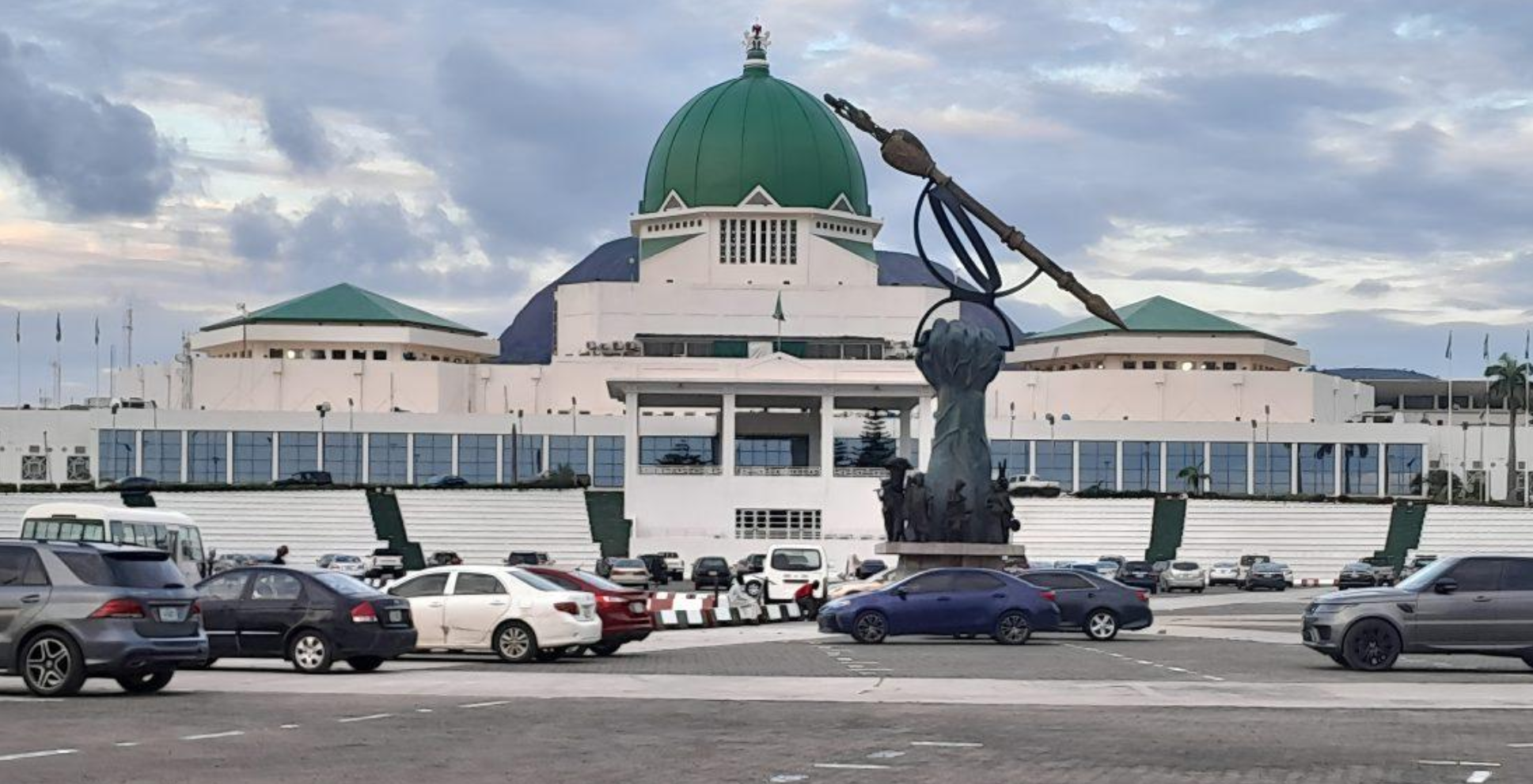 You are currently viewing Nigeria’s Cold War of Political Godfatherism: Political Exigencies, Institutional Fragility and the Survival of the Nation-State